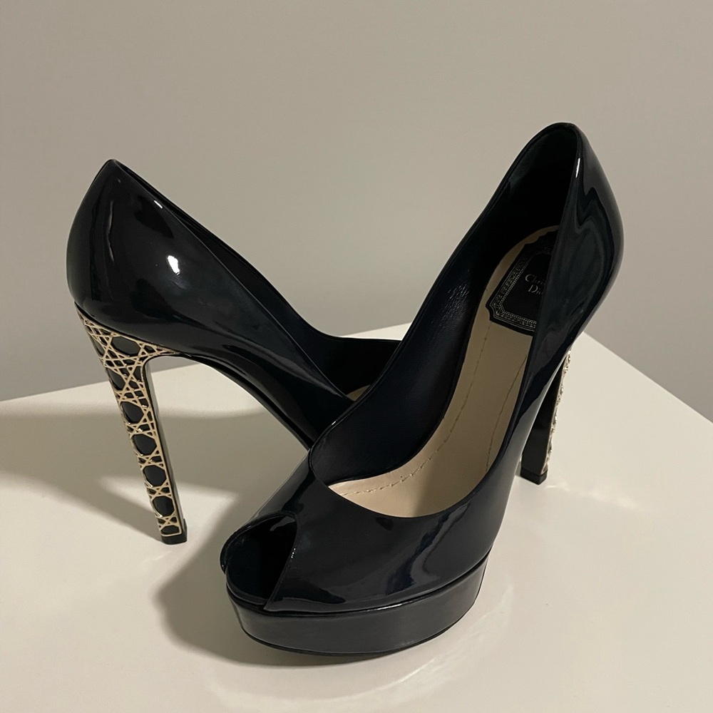 AUTHENTIC RARE NAVY DIOR METAL CANNAGE PEEP TOE HEELS
